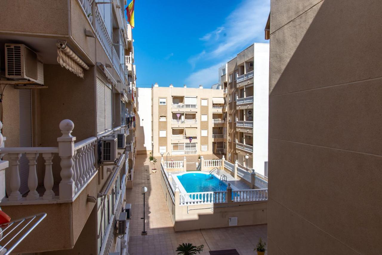 Holiday Suite Caballero De Rodas 92 Torrevieja Kültér fotó